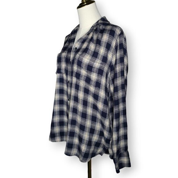 Madewell Oversized Boyfriend Flannel Plaid Button Down Shirt - Navy and Cream - Picture 4 of 7